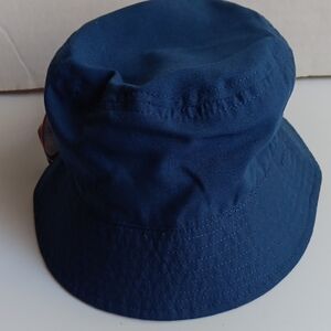 REVERSABLE BLUE BOYS BUCKET HAT